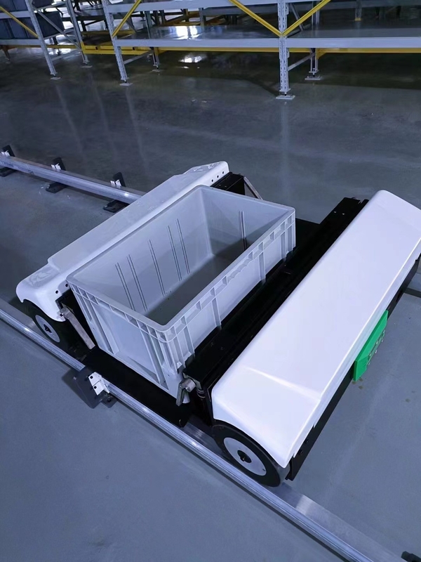 Warehouse Four Way Shuttle Track RGV Two Way Travel Customized Load Size